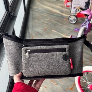 Skip Hop Gray Heather Stroller Organizer with Front Zip Pocket